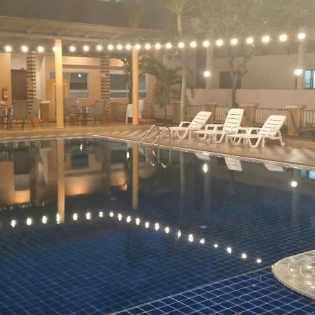 Teja Hotel Bangkok Buitenkant foto
