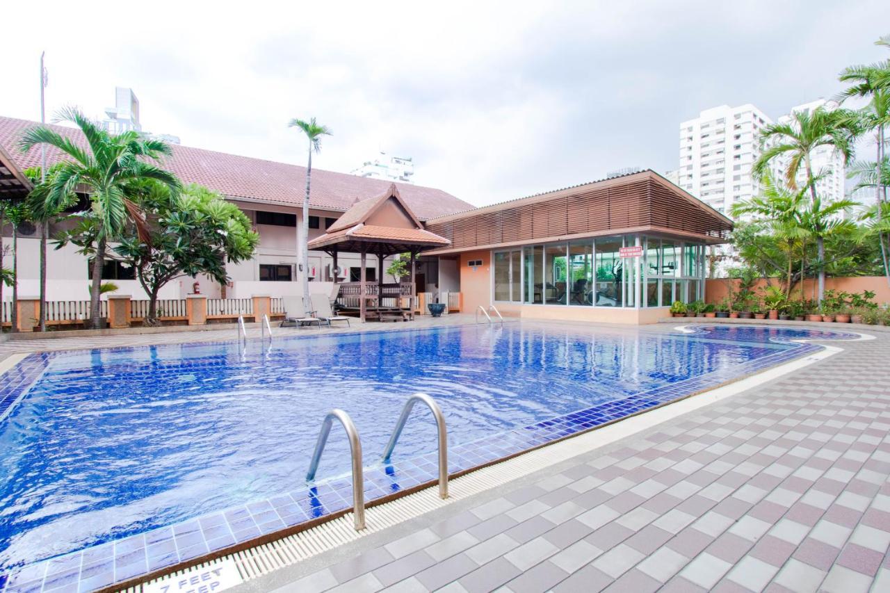 Teja Hotel Bangkok Buitenkant foto