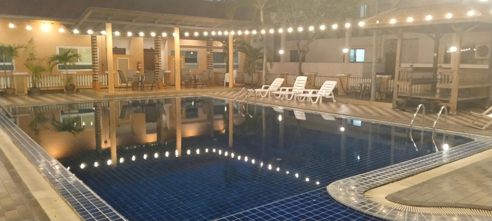 Teja Hotel Bangkok Buitenkant foto