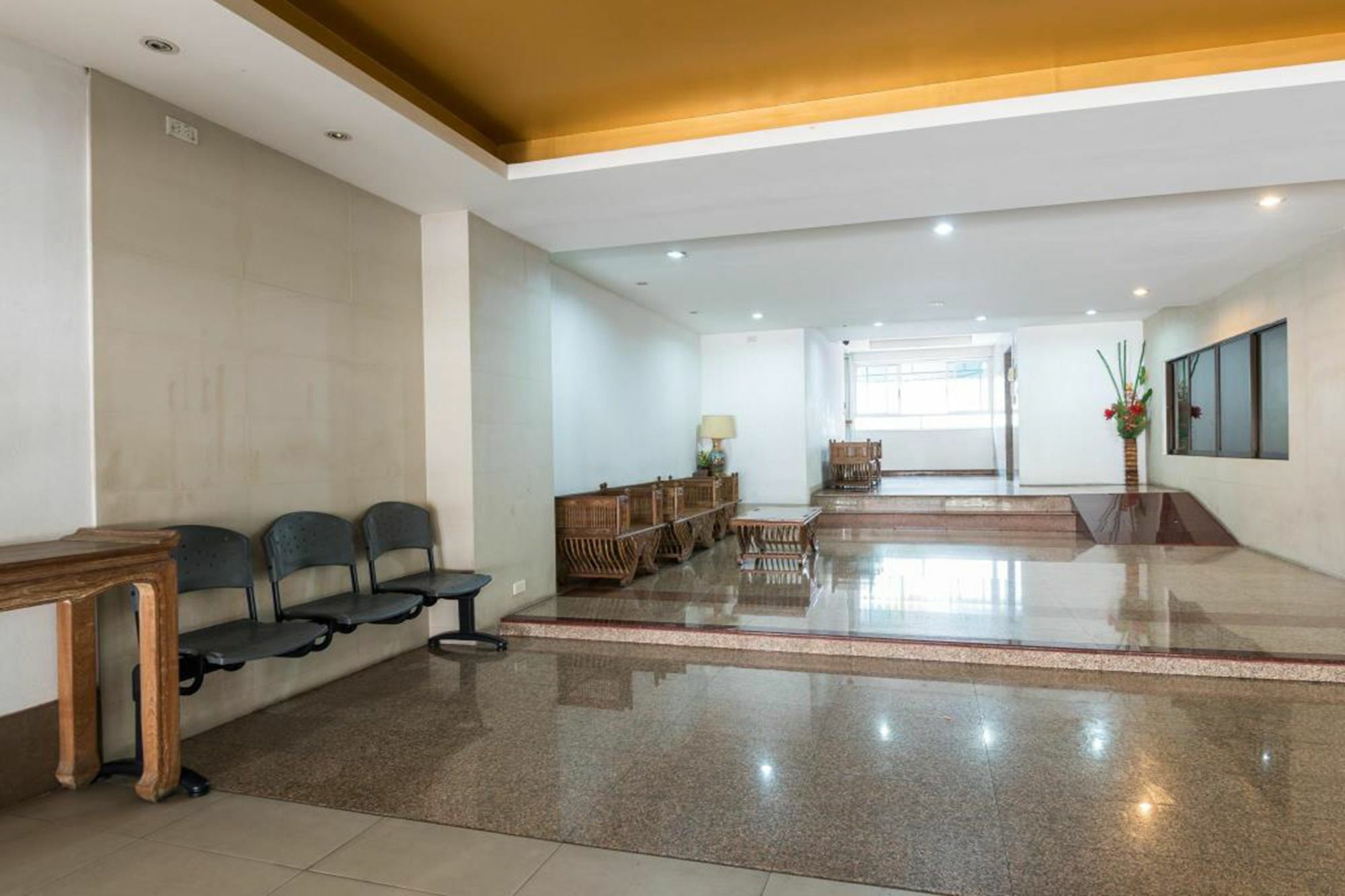 Teja Hotel Bangkok Buitenkant foto